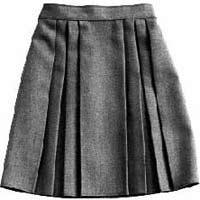 boy-weraing-skirt-to-school-05201111